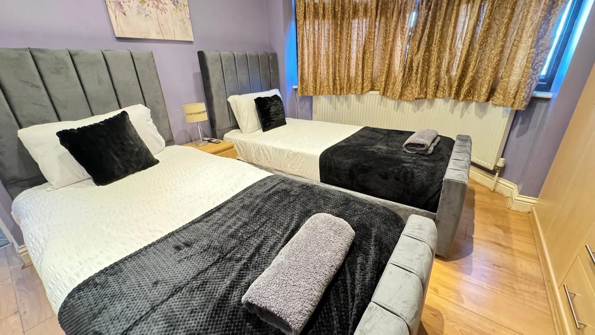 Apartment Spacious 6 Bed House 10 Beds In Blackheath London United Kingdom